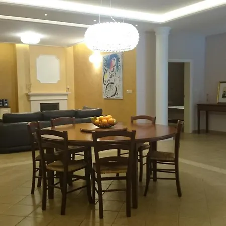 Elizabeth,slano Slano